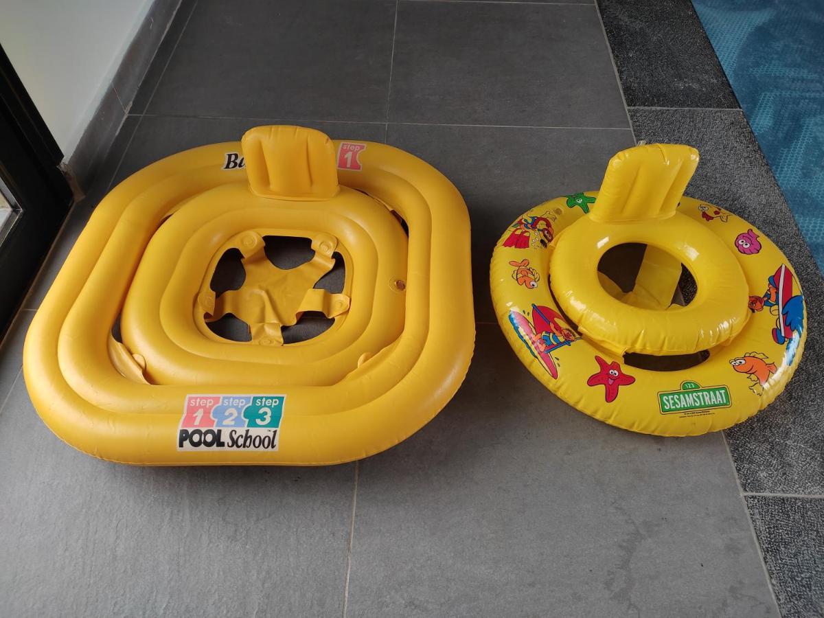 Etage A La Ferme Avec Piscine Interieure Privative, Selon Date Bassee Bagian luar foto